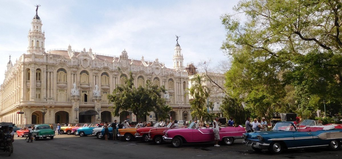 Taxi rank with a difference in Central Havana