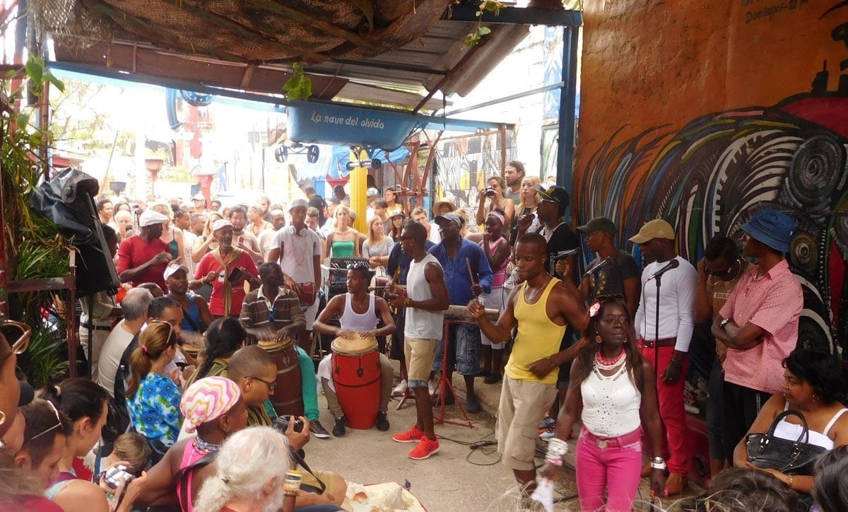 Rumba at the Callejon just by Concordia street